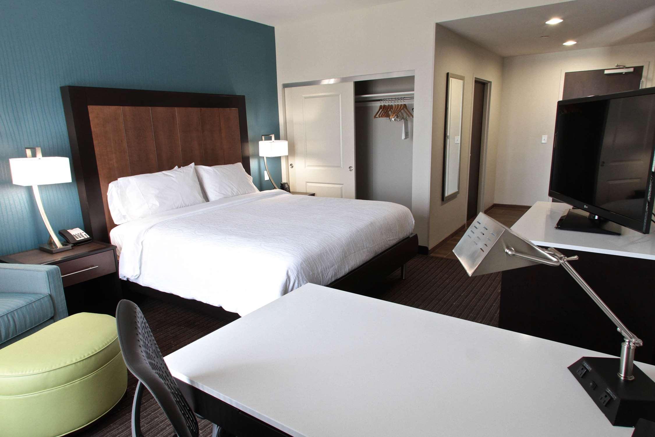 Hilton Garden Hotel 3*