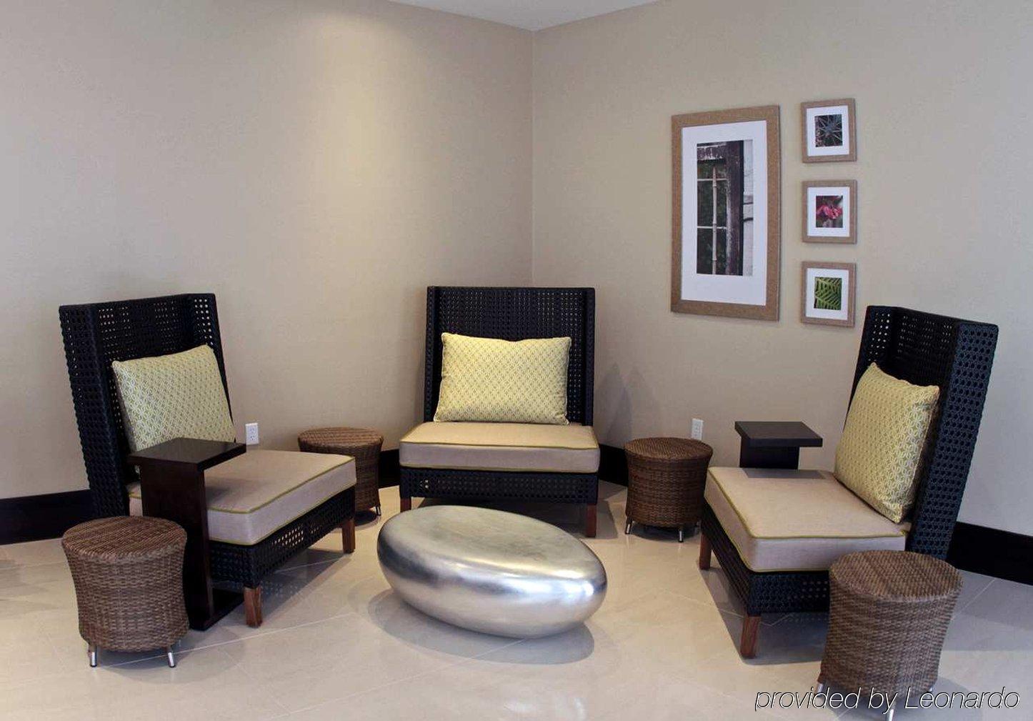 Hilton Garden 3* Victoria